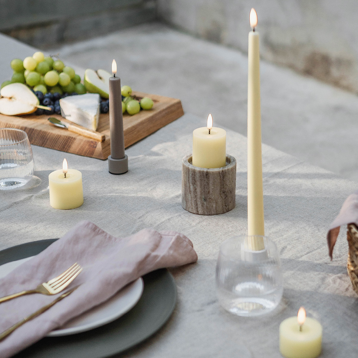 Uyuni Lighting Uyuni LED Kruunukynttilä 32 cm 2 kpl Vaaleankeltainen