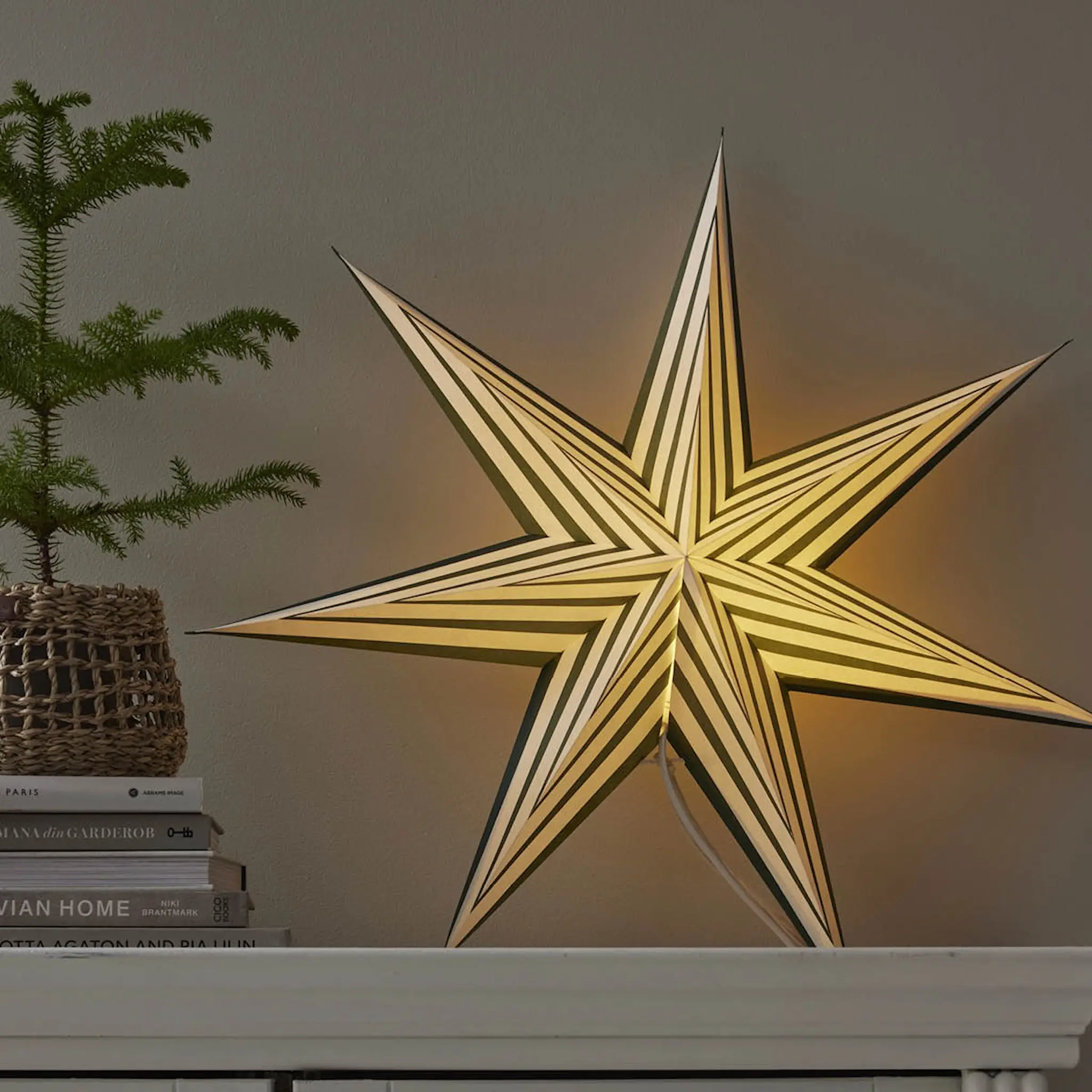 Star Trading Stripe joulutähti 60 cm valkoinen vihreällä raidalla