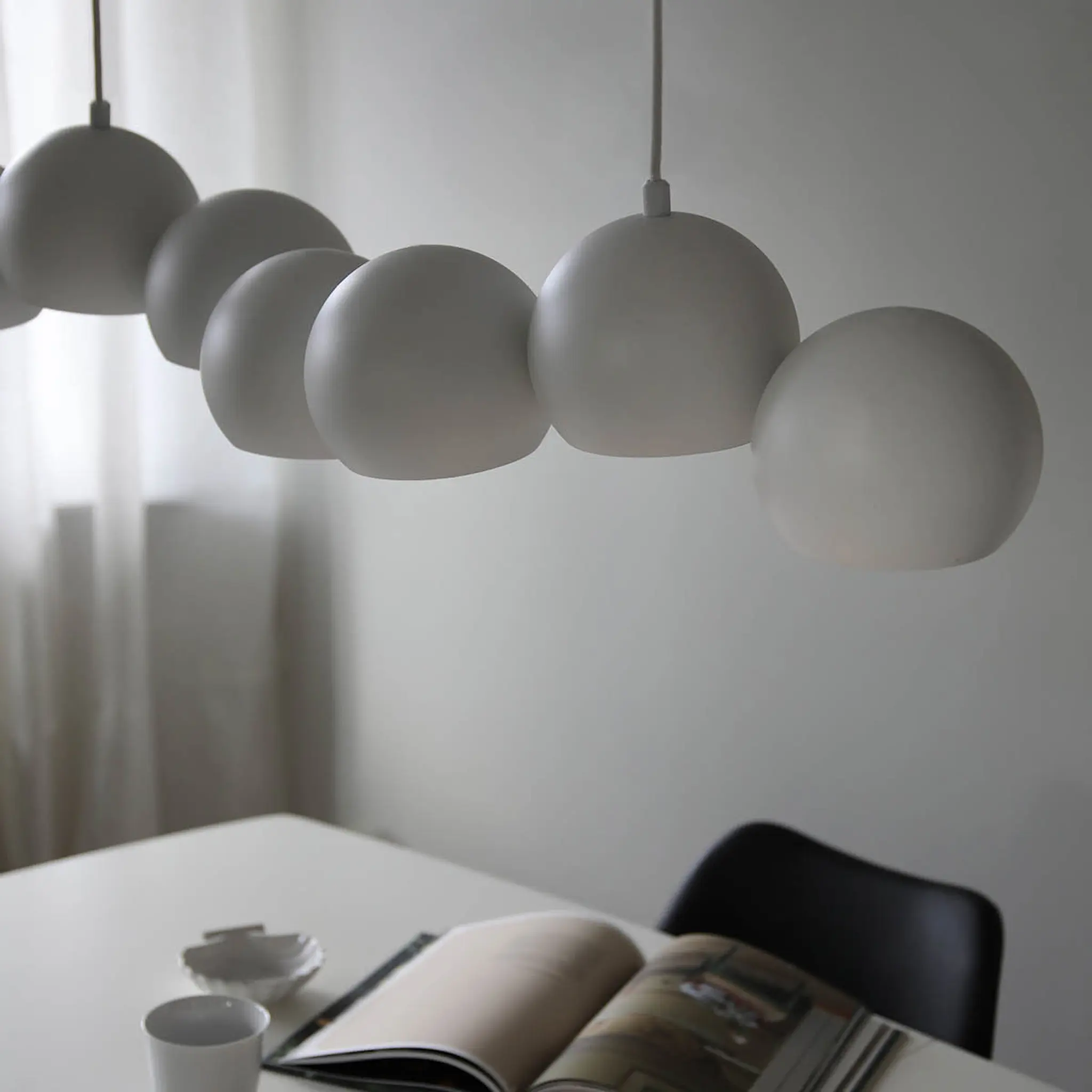 Markslöjd Cupolo pendellampa 7 ljus 101 cm vit