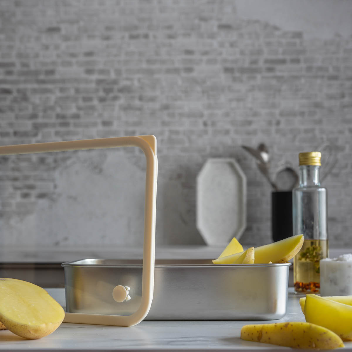 Modern House Smart Seal förvaringsburk 1,9 L stål/beige