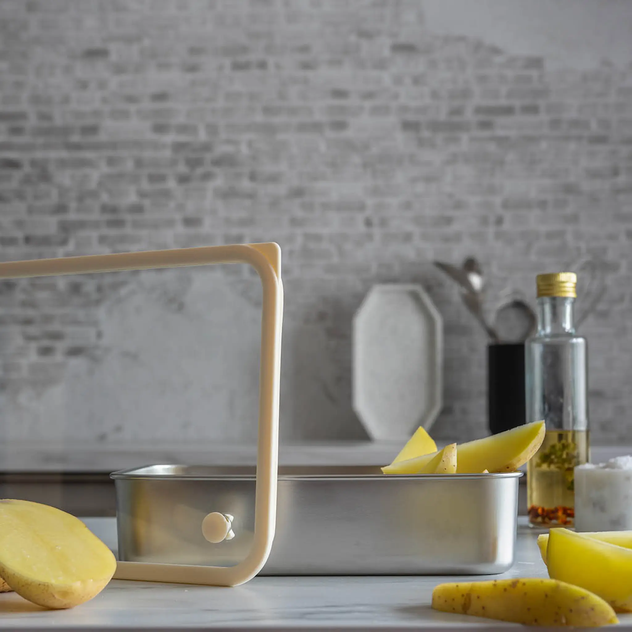 Modern House Smart Seal förvaringsburk 1,9 L stål/beige