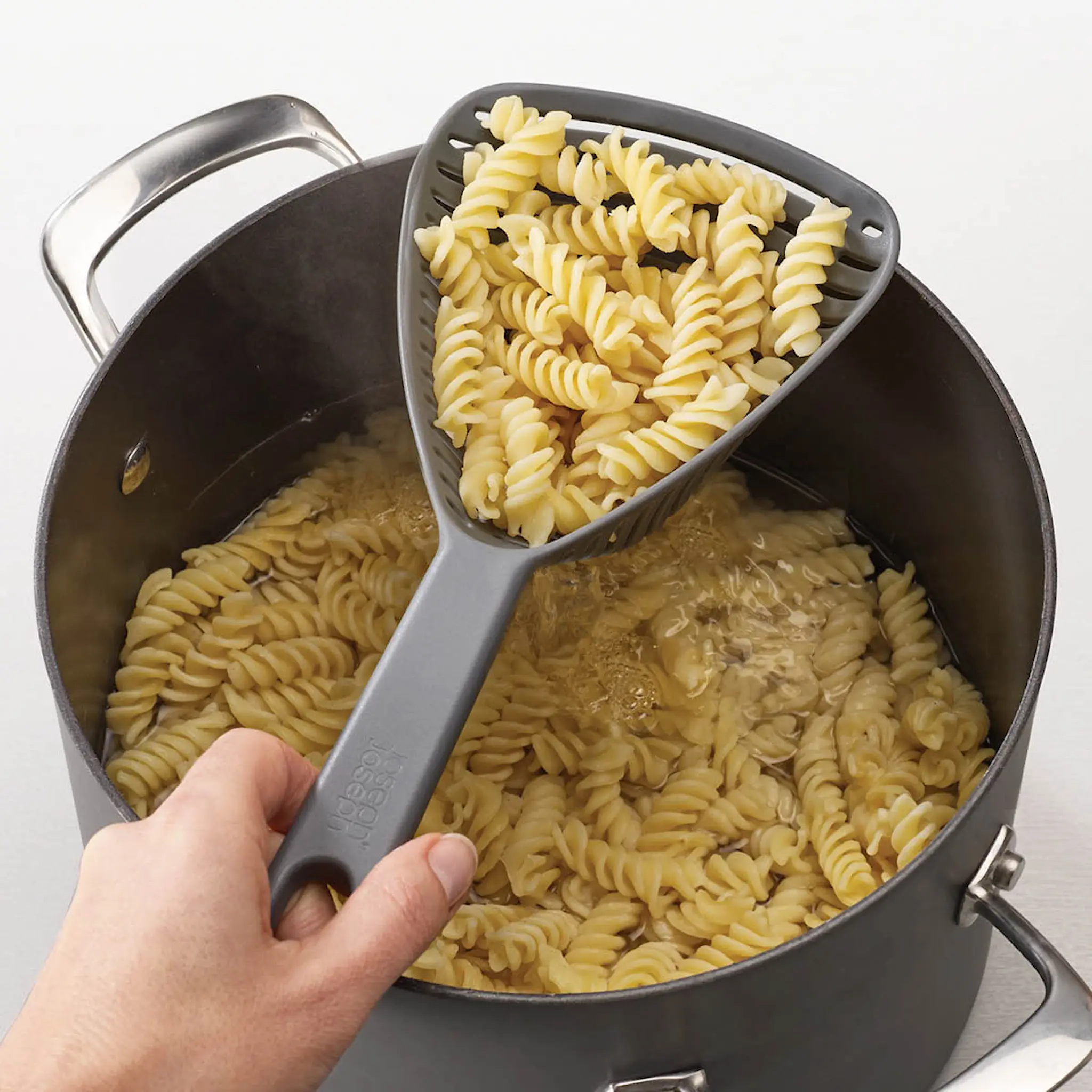 Joseph Joseph Duo pastaslev 32 cm svart