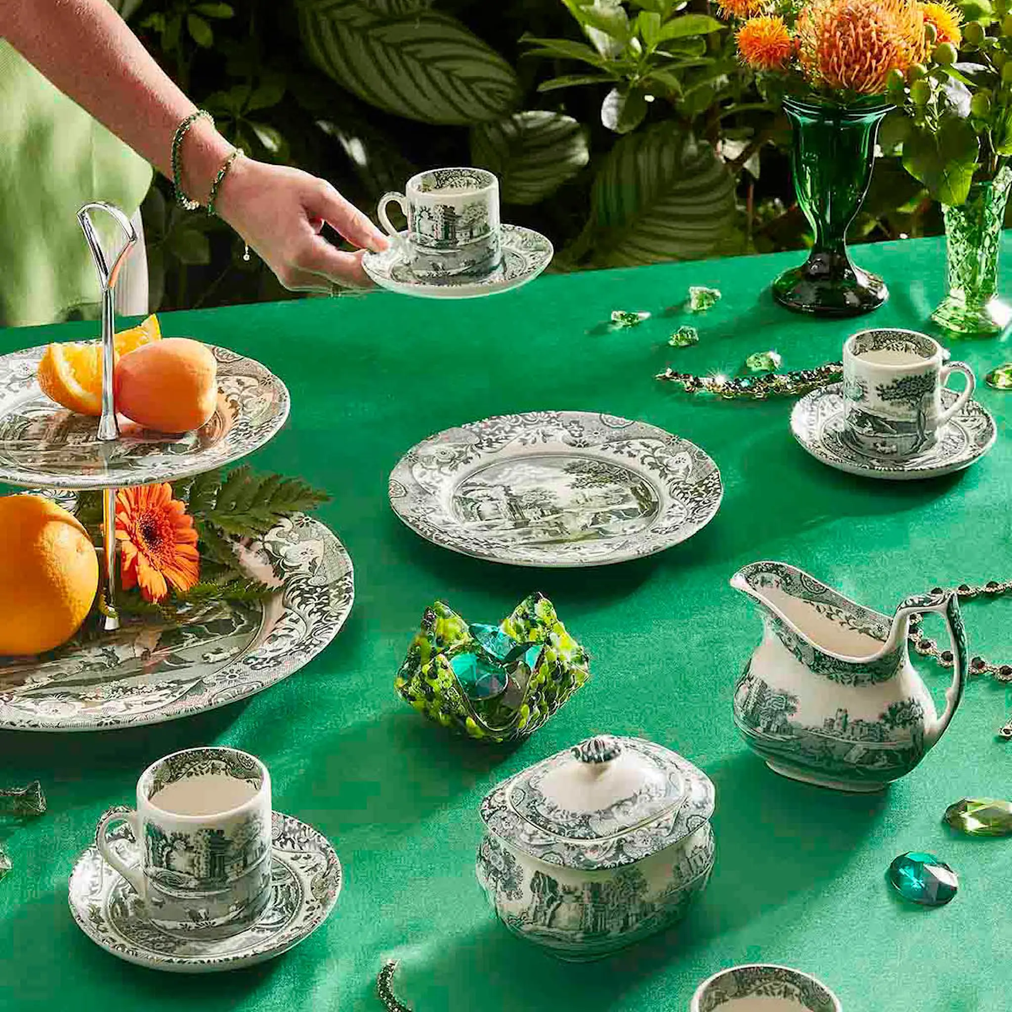 Spode Heritage Green Italian espressokopp med fat 9 cl grön/vit