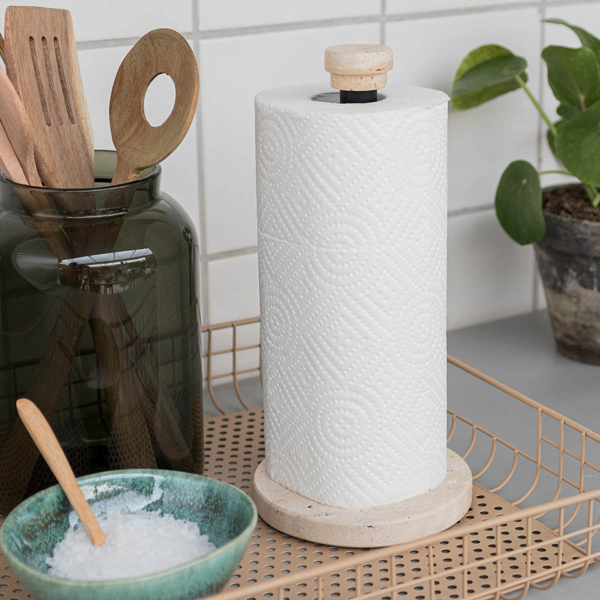 Mette Ditmer Travertine kjøkkenrullholder 26 cm lin