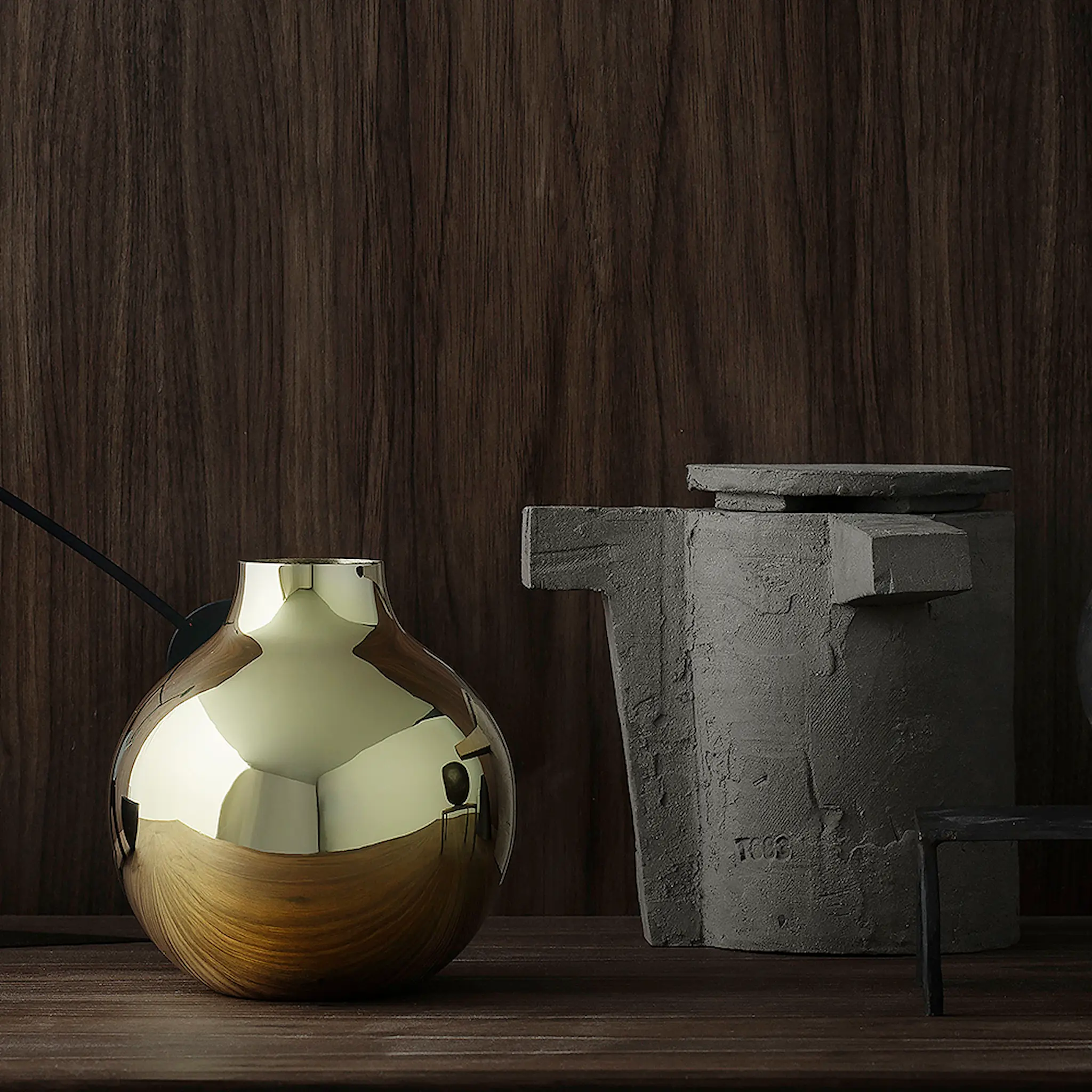 Skultuna Boule vase mini polert messing hover