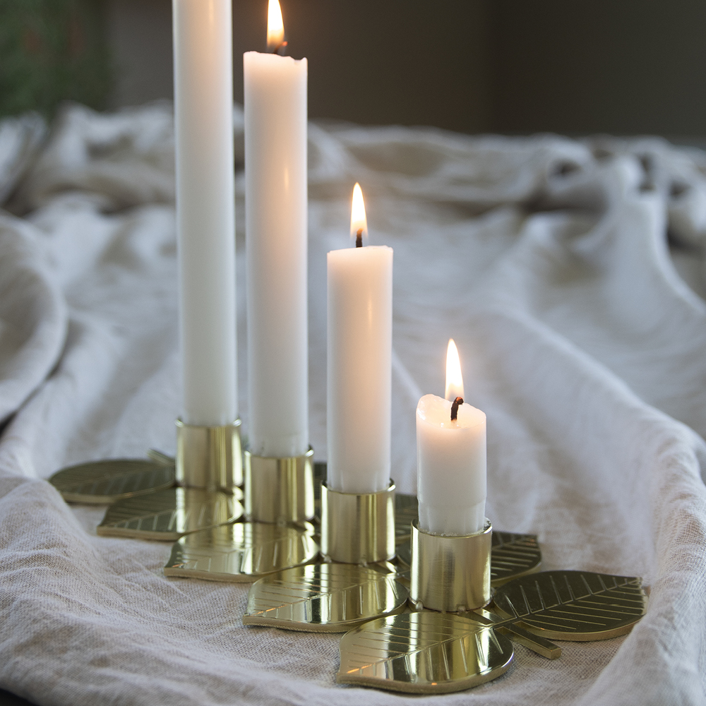 Pluto Berså lysestake 25 cm gull