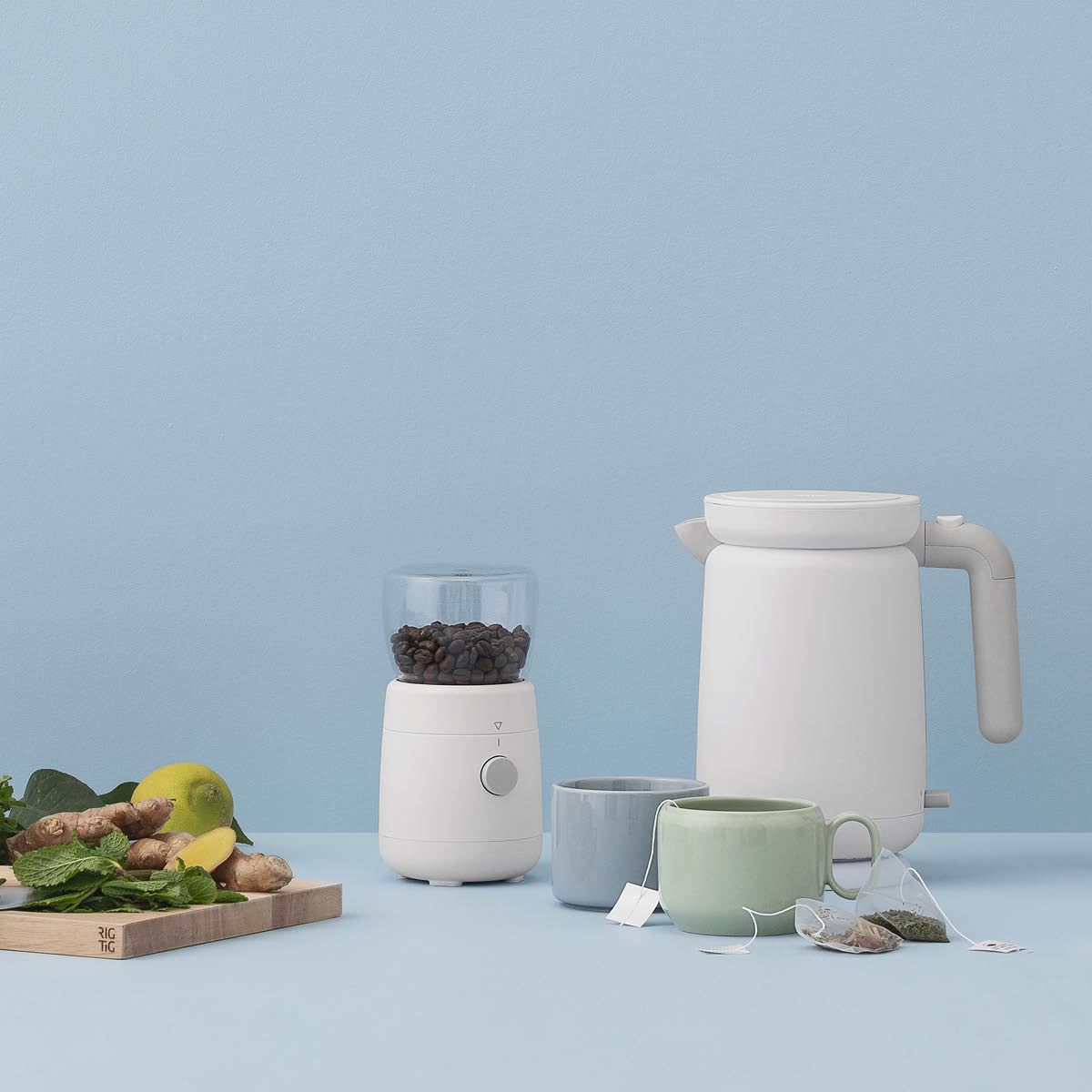 RIG-TIG Foodie Vedenkeitin 1 L Valkoinen