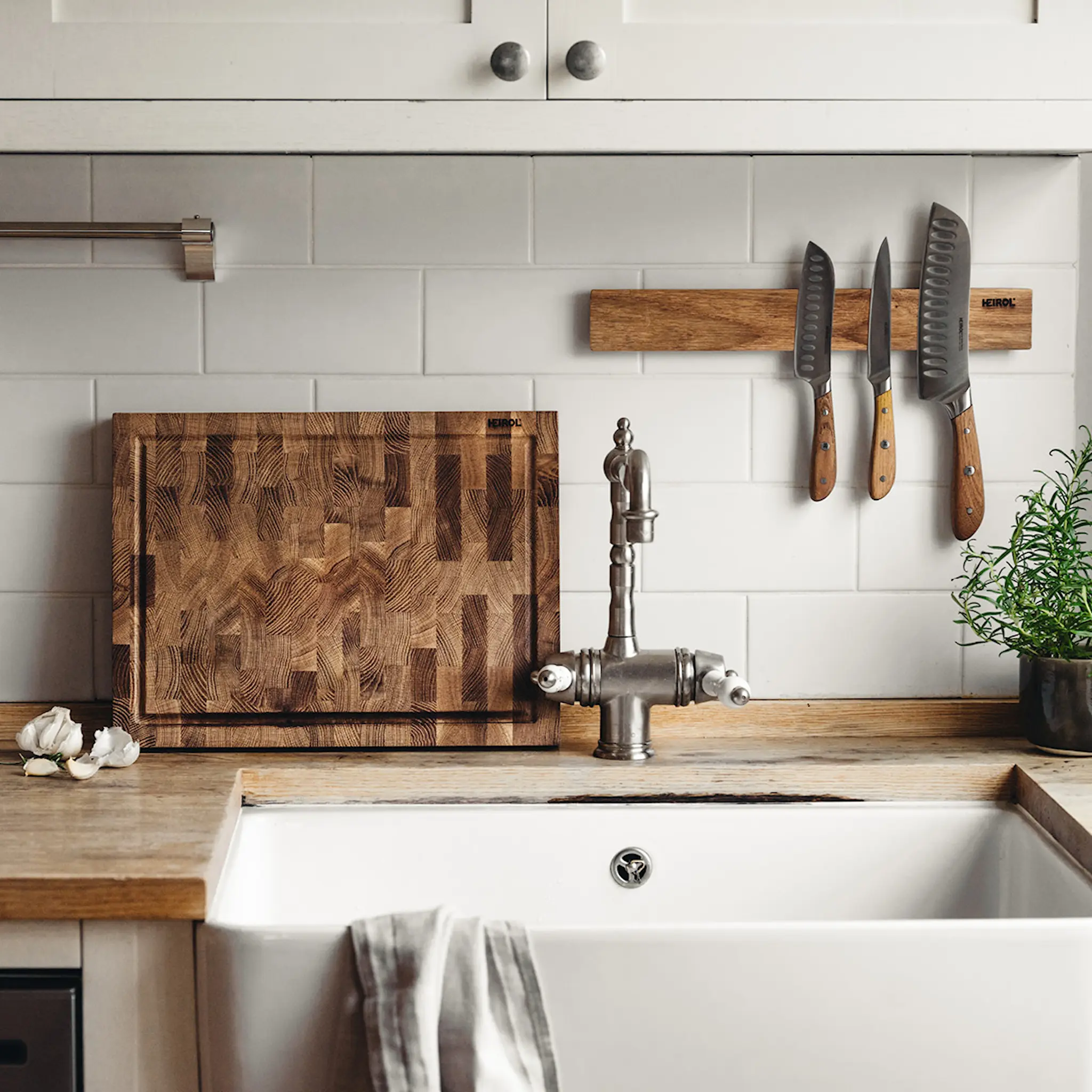 Heirol Skärbräda i ändträ med ränna 30x40 cm ek