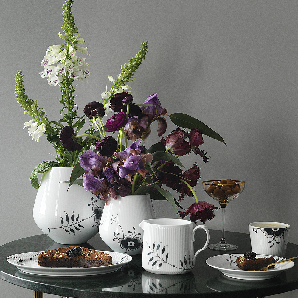 Royal Copenhagen Sort Mega Riflet vase 20,5 cm