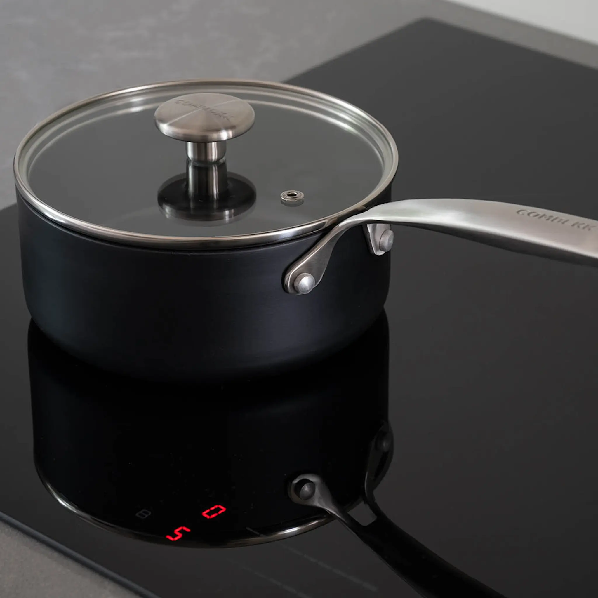 Combekk Element Kattila 18 cm 3,7 L Musta