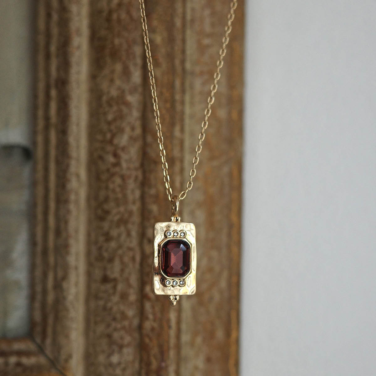A&C Oslo AS Bohemia halsband 50 cm guld/brun