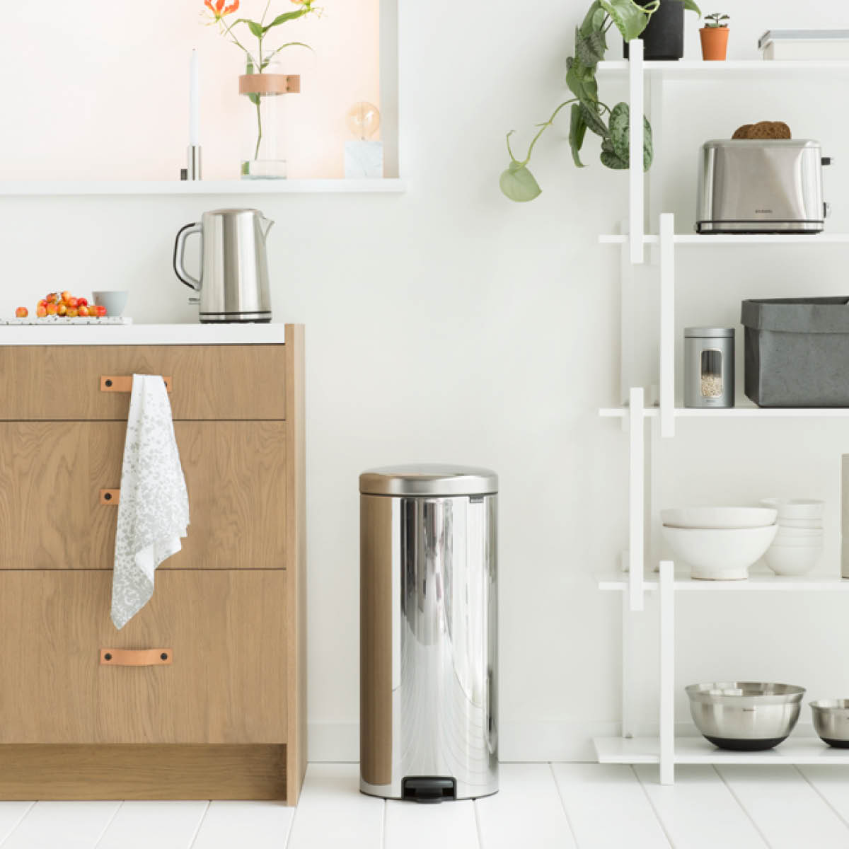 Brabantia NewIcon pedalhink 30 L blankt stål