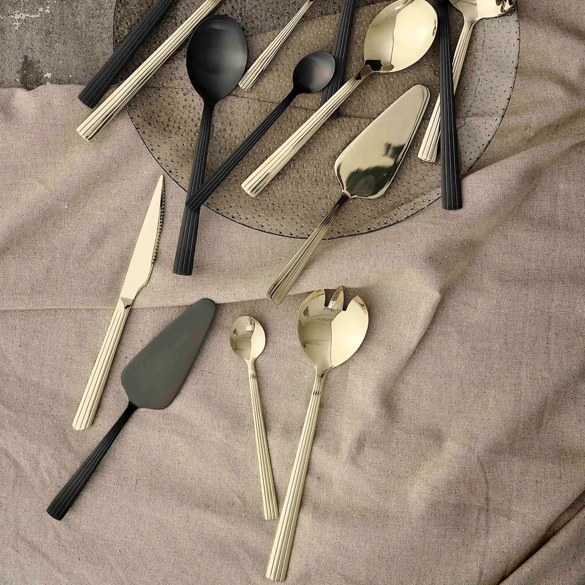 Aida RAW Cutlery cafe lattesked 4-pack gold