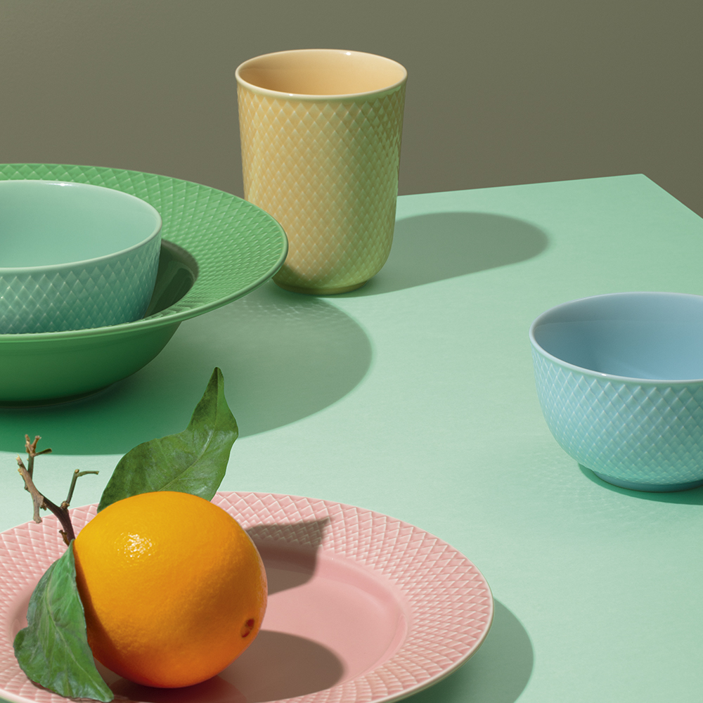 Lyngby Porcelæn Rhombe Color Muki 33 cl Hiekka