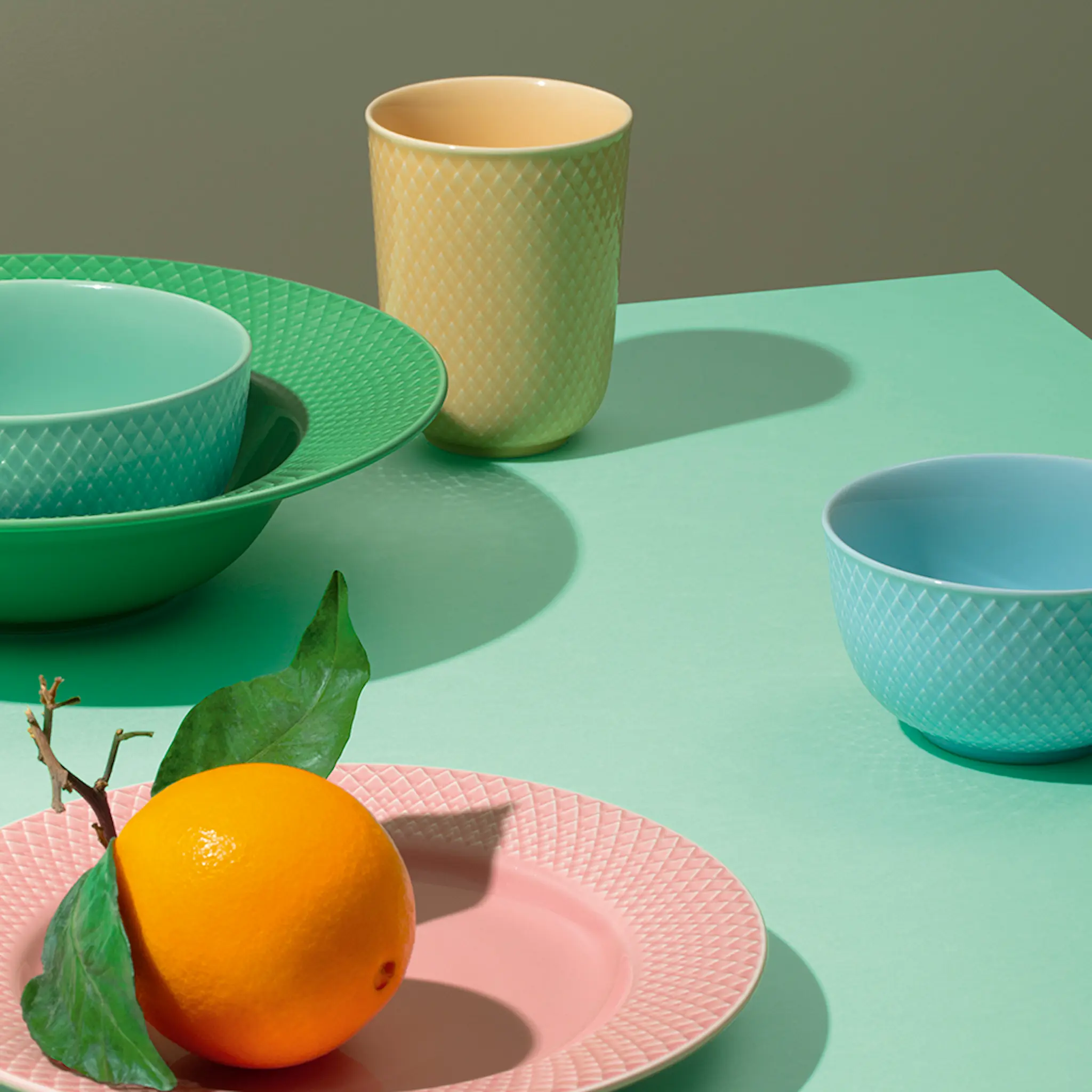 Lyngby Porcelæn Rhombe Color Mugg 33 cl Sand
