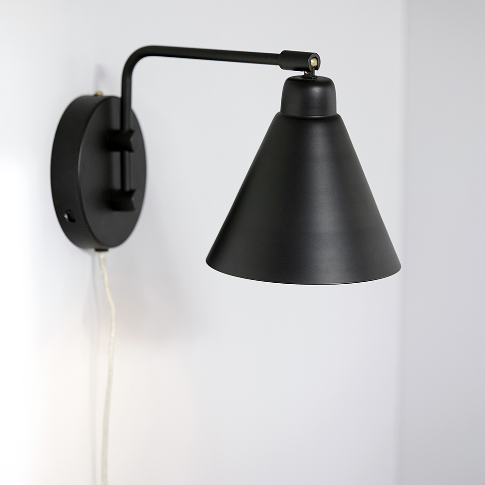 House Doctor Game vegglampe 30 cm svart