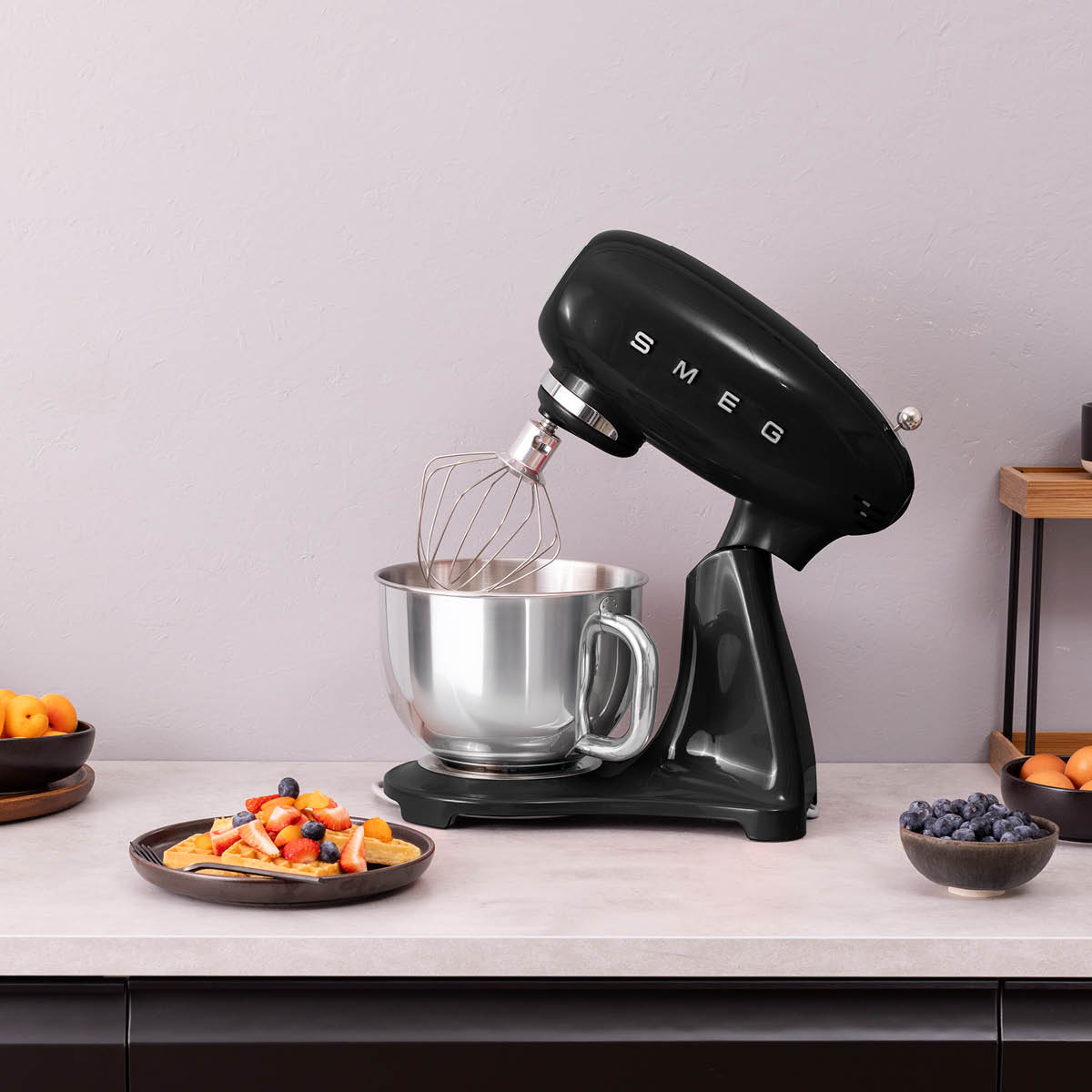 Smeg Smeg köksmaskin SMF05 4,8 L svart