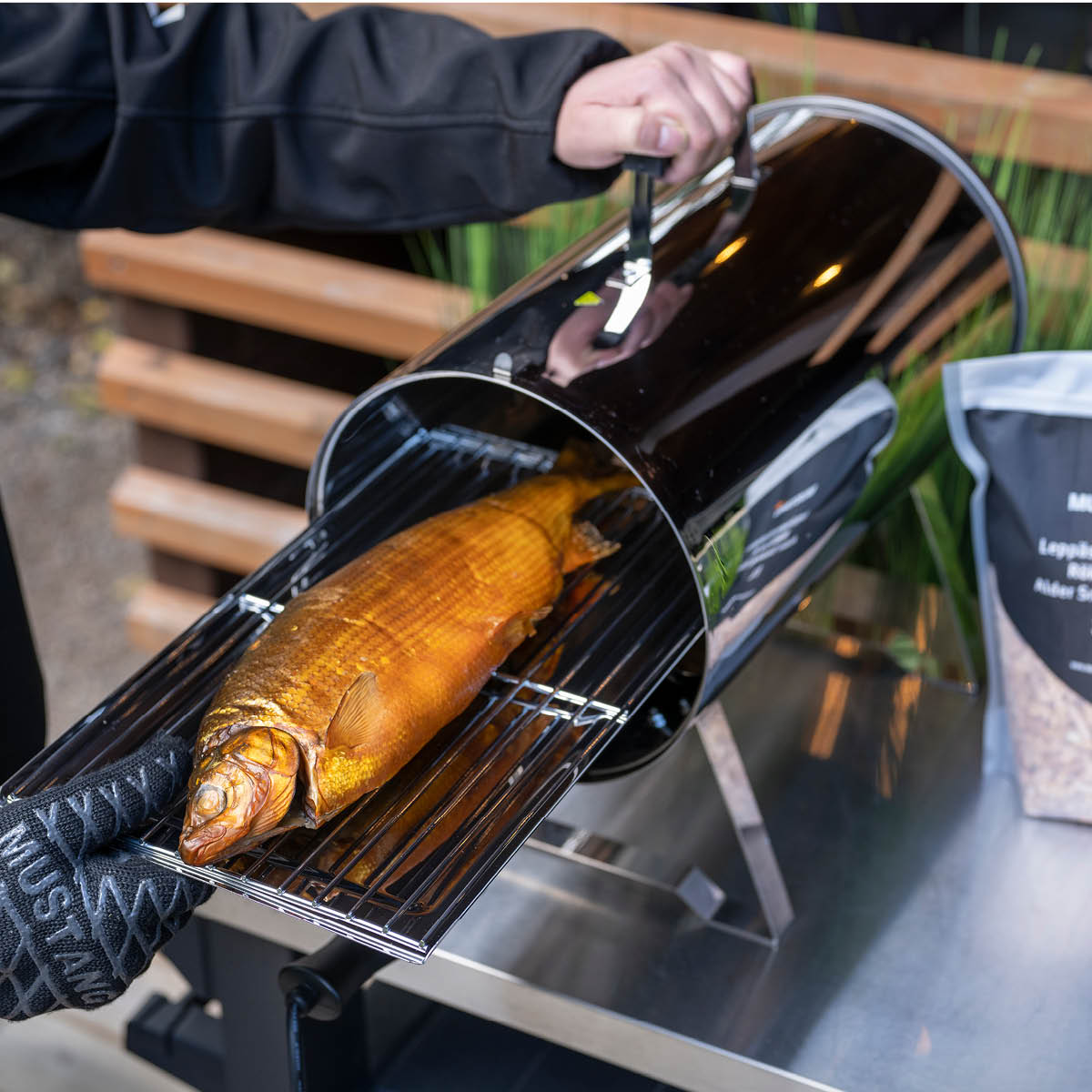 Mustang Elektrisk rök 1100W