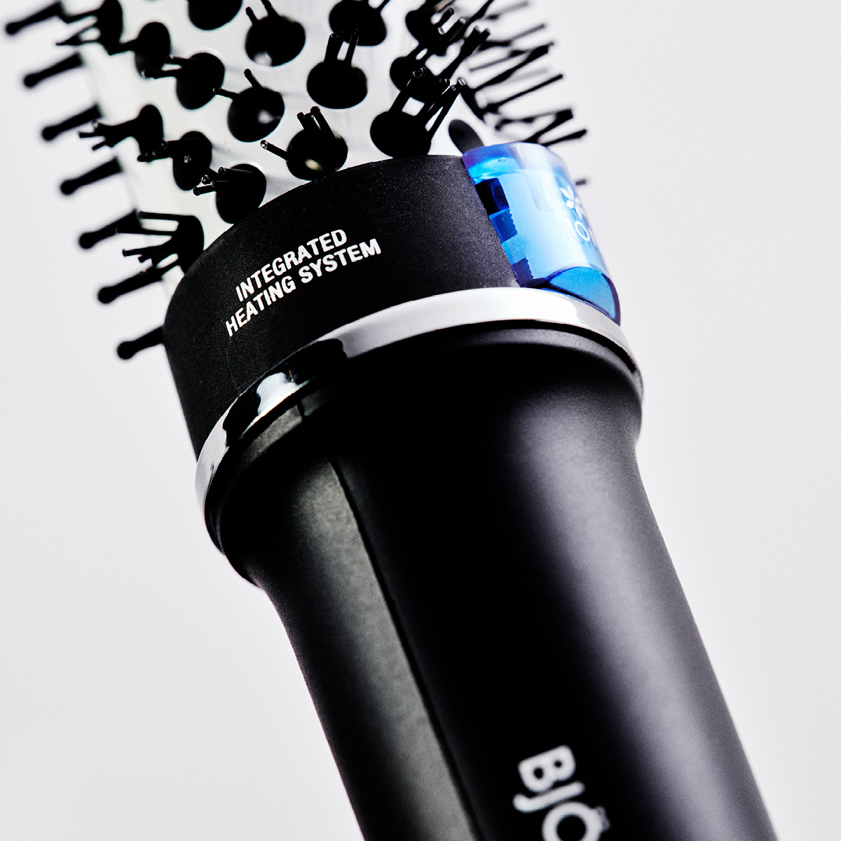 OBH Nordica Björn Axén Magic Style Brush PRO 30 mm värmeborste 3124 svart