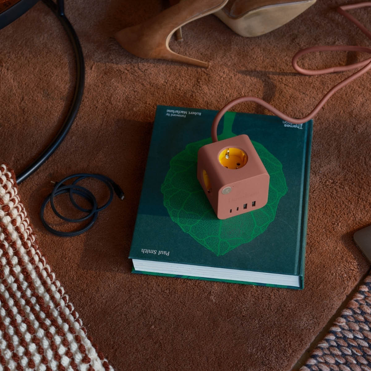 Kreafunk Ampie Wired grenuttag med USB-A & USB-C terrakotta