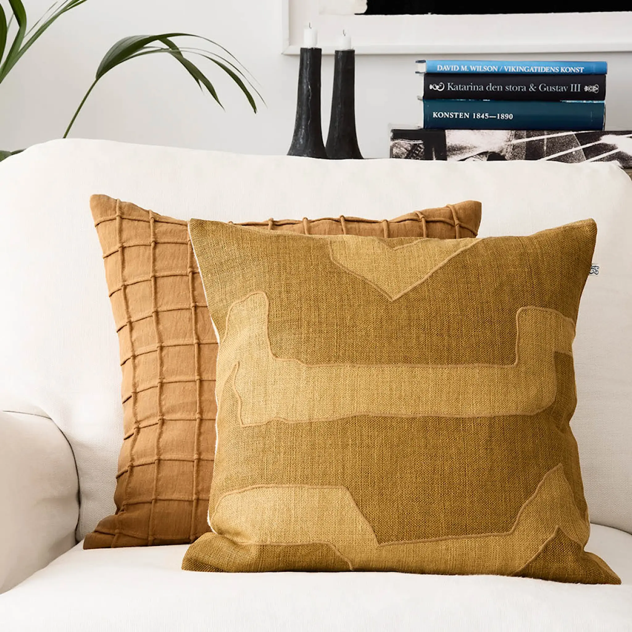 Chhatwal & Jonsson Sikkim putetrekk lin 50x50 cm Spicy Yellow/Masala Yellow