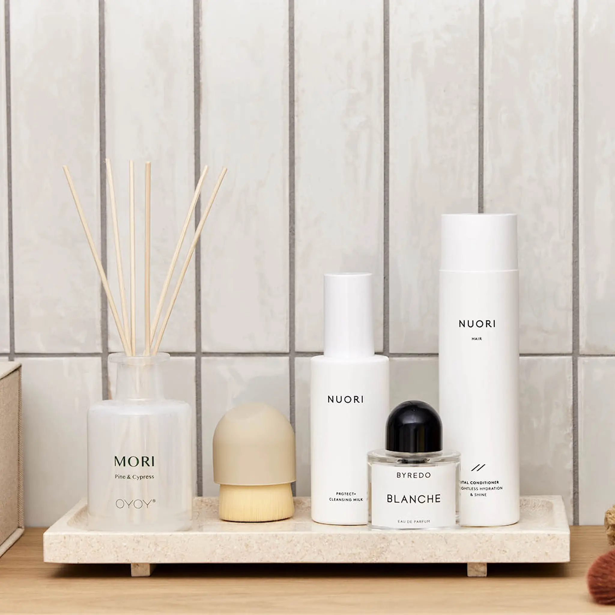 OYOY Savi Marmoritarjotin 30x14 cm Beige