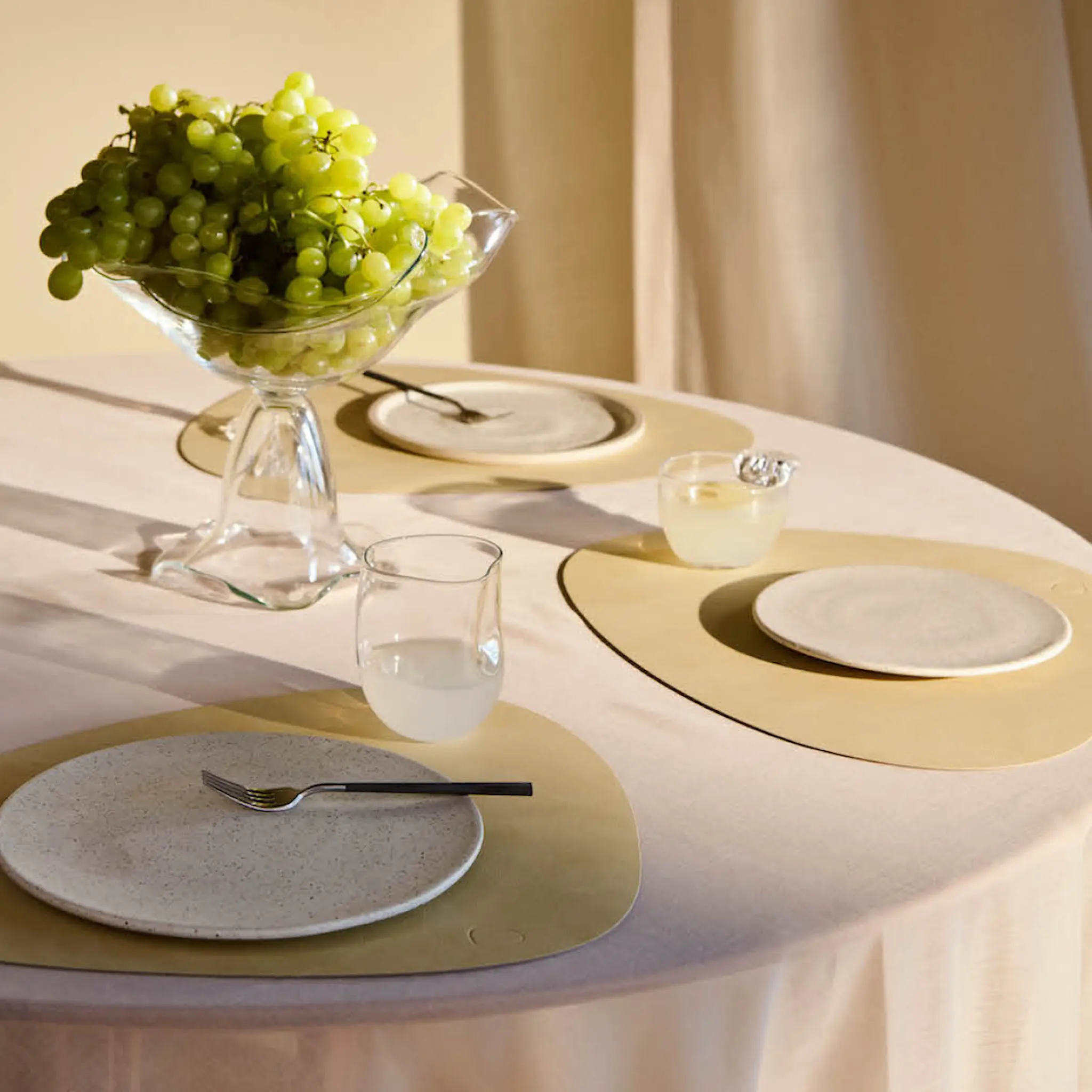 LIND DNA Nupo Curve Bordstablett 37x44 cm Lemon Sorbet