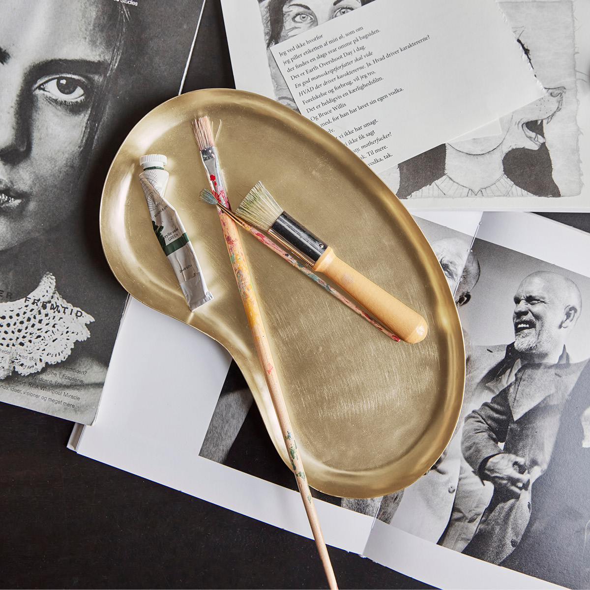 House Doctor Sea Bricka Antik 28 cm Mässing