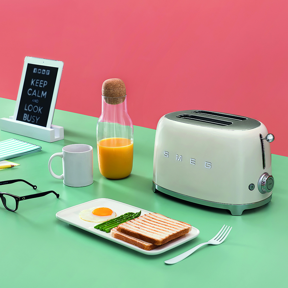 Smeg Brødrister TSF01 2 skiver krem