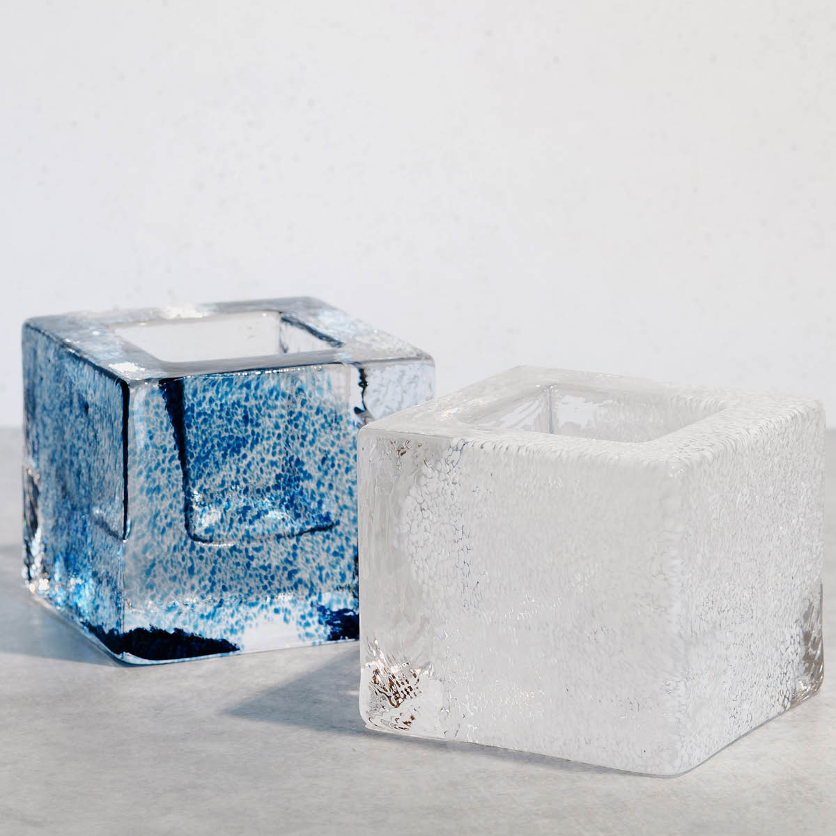 Kosta Boda Brick lyslykt D85m hvit