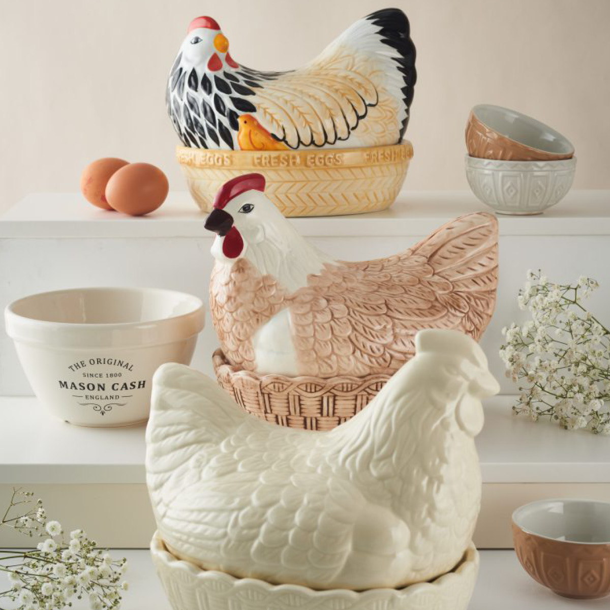 Mason Cash Nest Egg Koristepurkki Kana 23,4 cm Ruskea