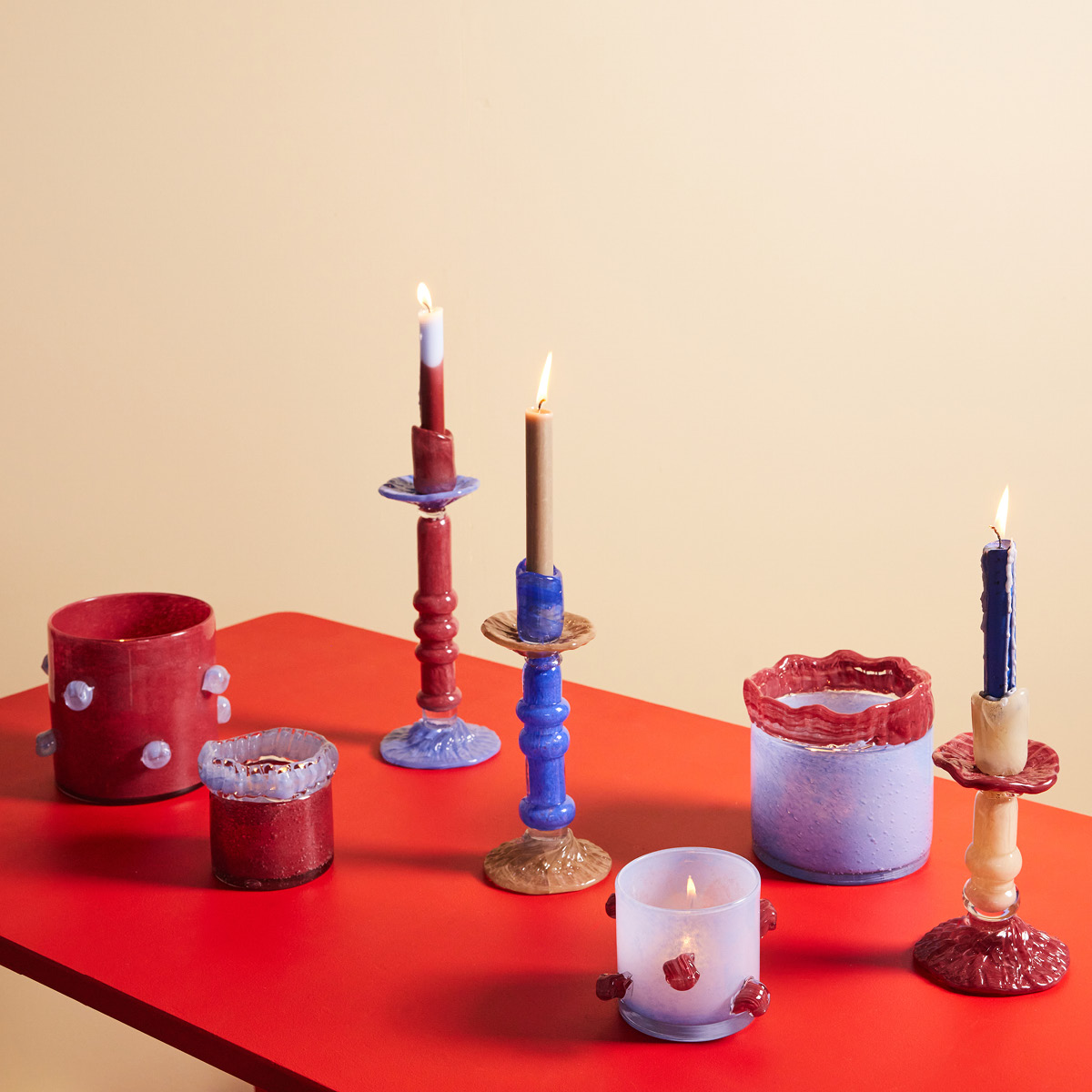 ByOn Lara ljuslykta M 15x15 cm ljusblå