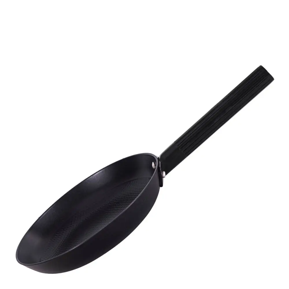 Aska valurautapannu 24 cm musta
