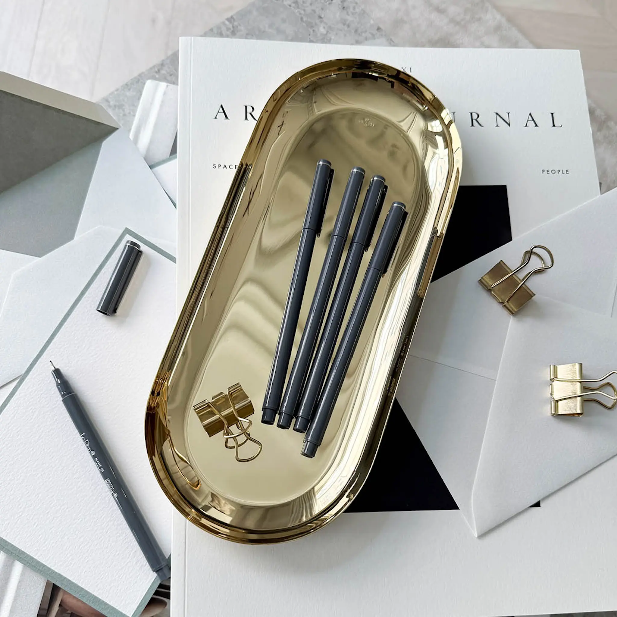 Skultuna Dekorationsfat ovalt 11x26 cm mässing