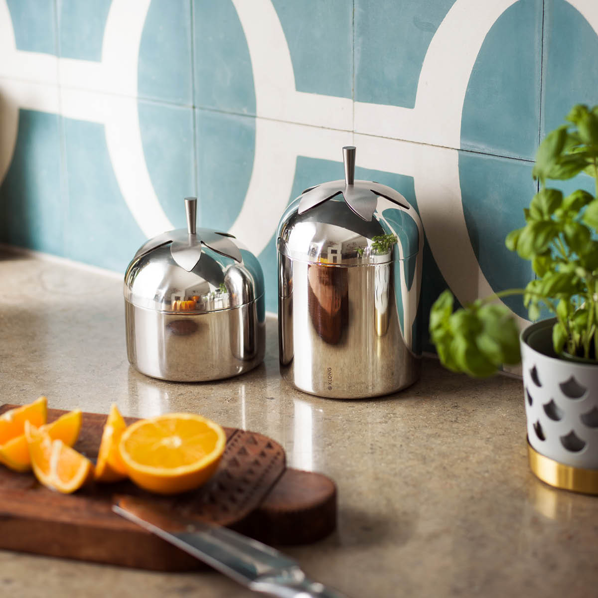 Klong Blad te-og kaffeboks liten 15 cm stål