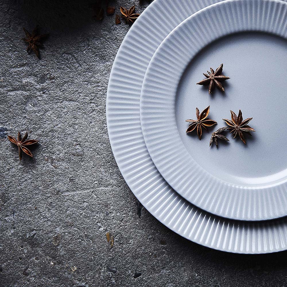 Aida Groovy stentøy frokosttallerken 21 cm grå