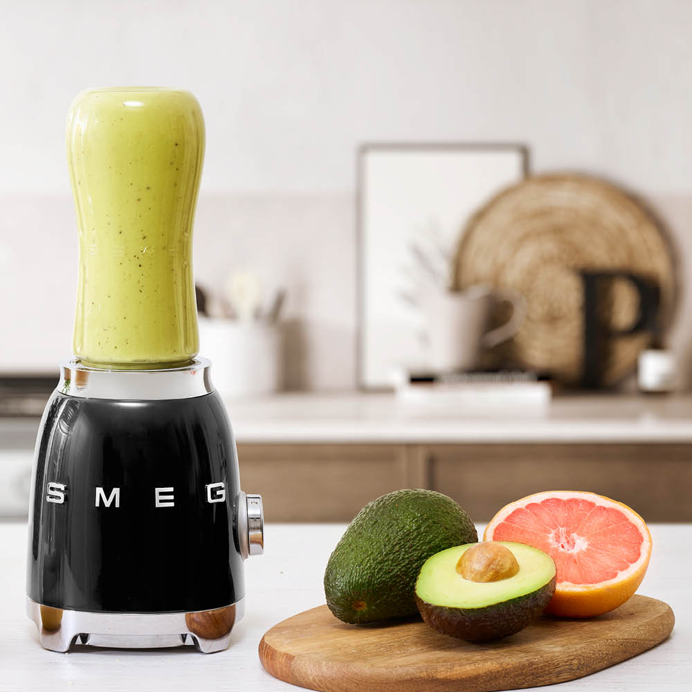 Smeg Smeg personal blender PBF00BLEU 0,6L svart