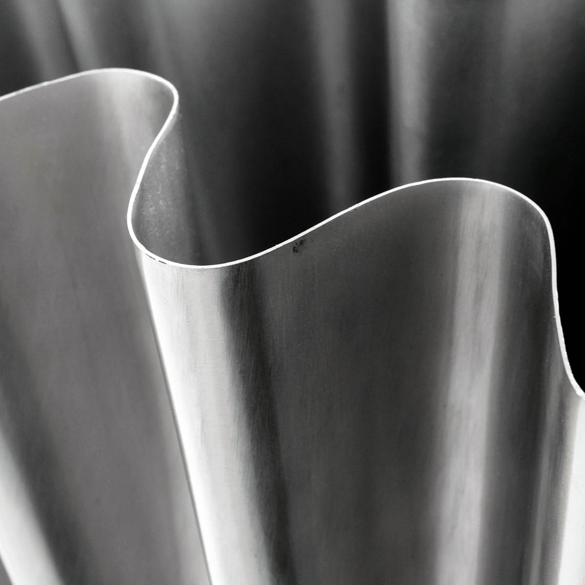 House Doctor Flood vas 30 cm borstad silverfinish