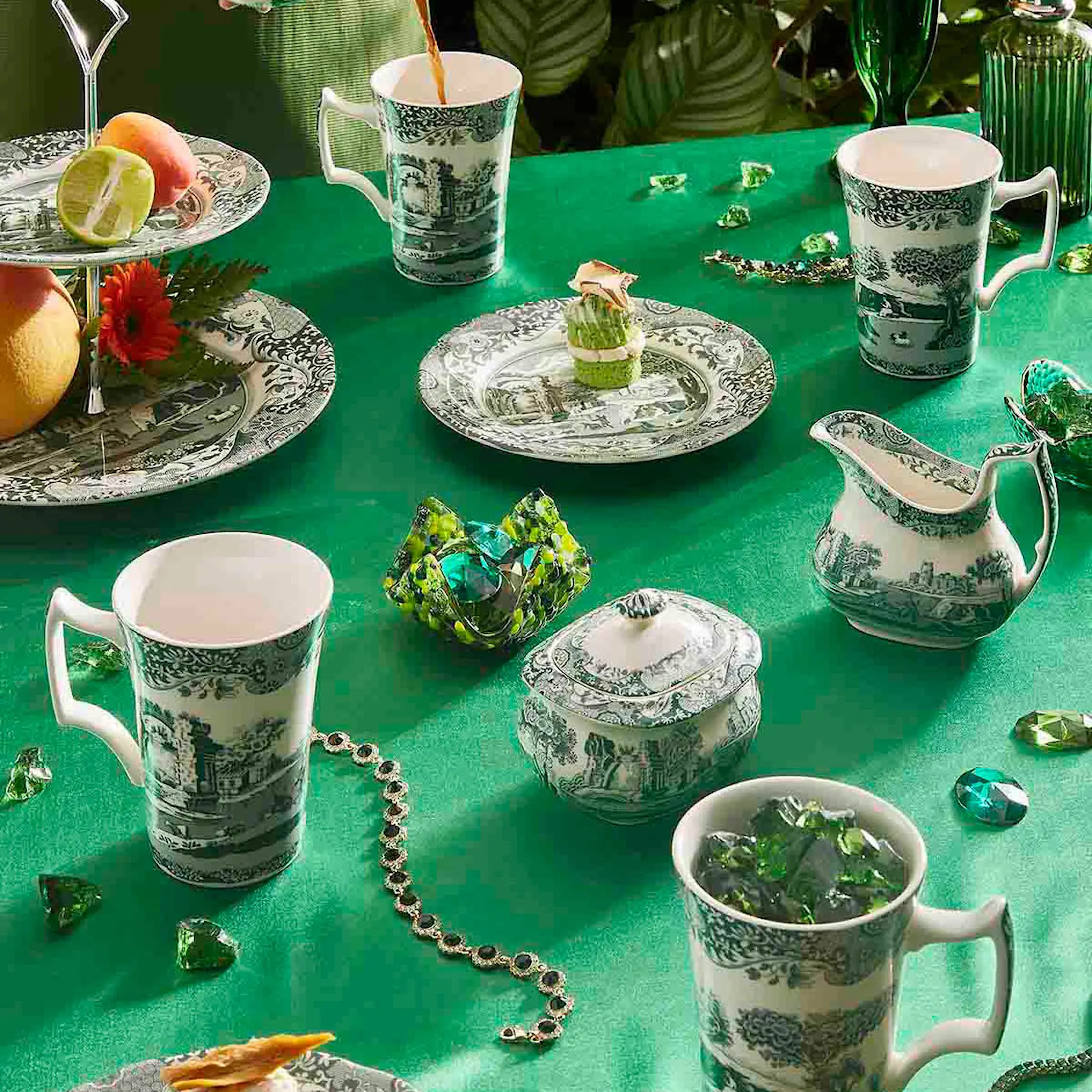 Spode Heritage Green Italian tekopp med fat 20 cl grön/vit
