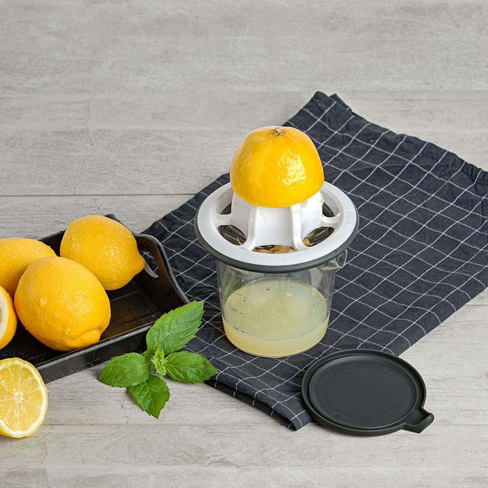 Lurch Citruspress med behållare 400 ml vit/grå/klar