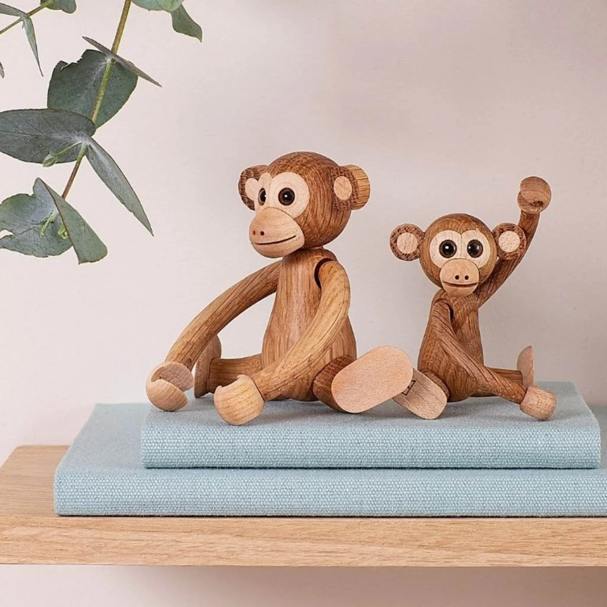 Spring Copenhagen Swing Apina Puufiguuri 8 cm Tammi