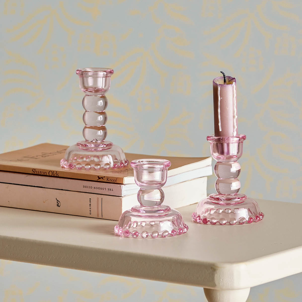 Bloomingville Delphia ljusstake i glas 3 delar rosa