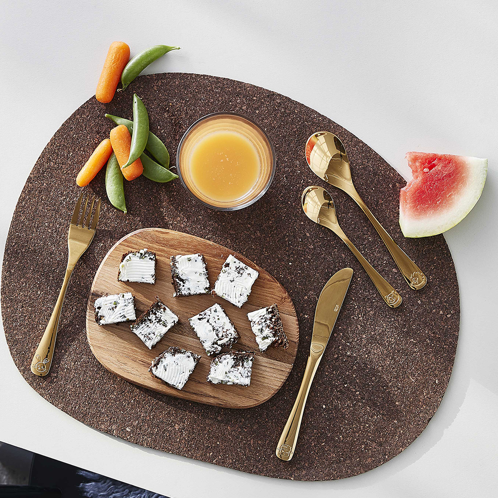 Aida Atelier barnebestikk 4 deler gull