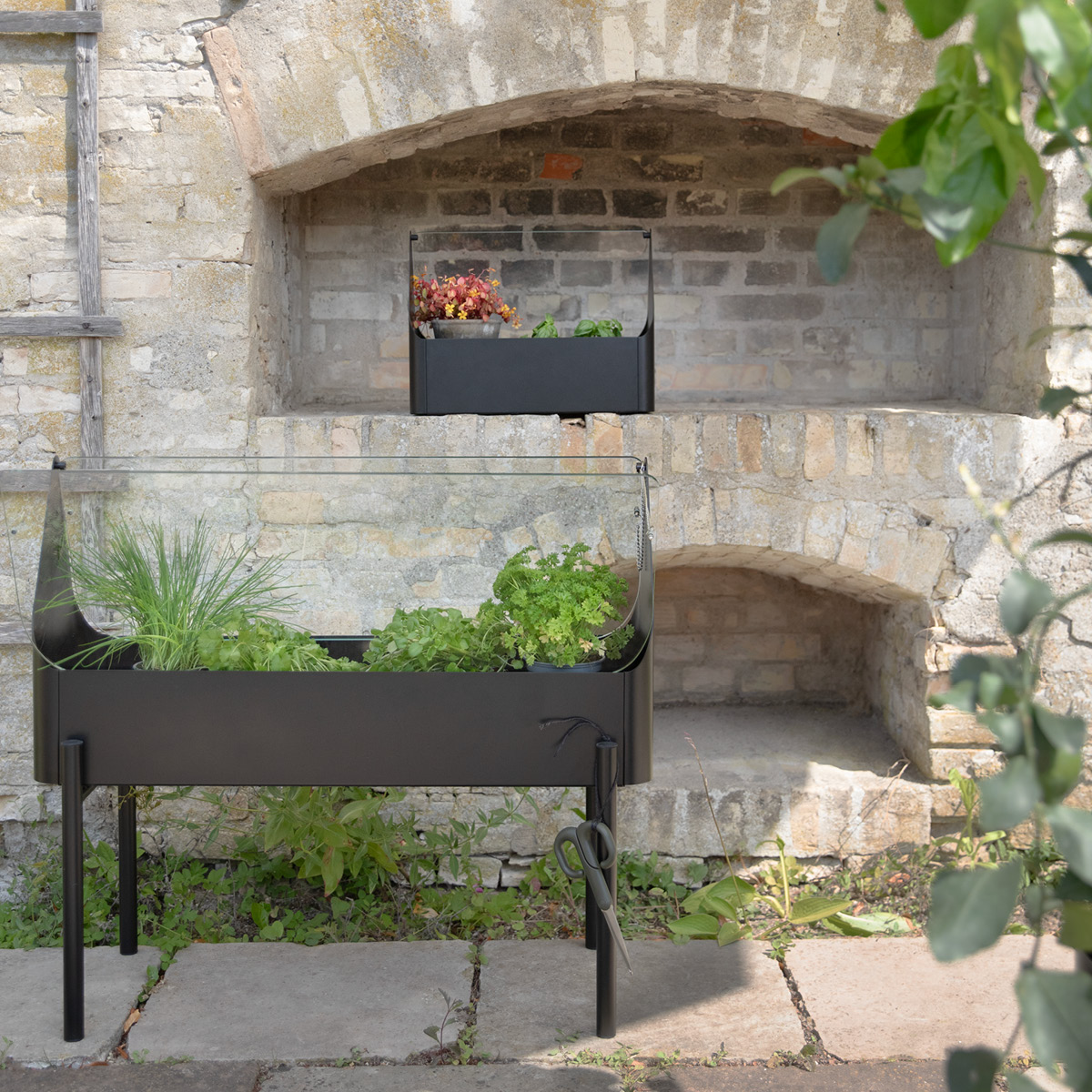 Eva Solo Simply Grow Kasvilaatikko 33x80x73 cm Musta