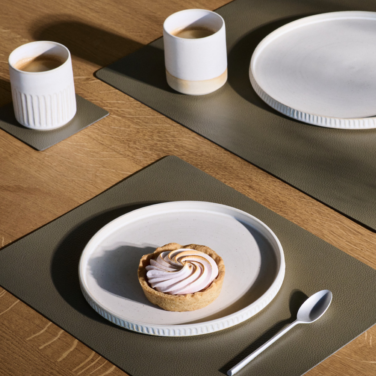 LIND DNA Glass Mat Square Moss