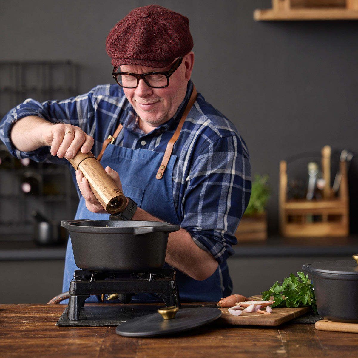 Holm Holm Valurautapata 3,6 L 22,5 cm Musta