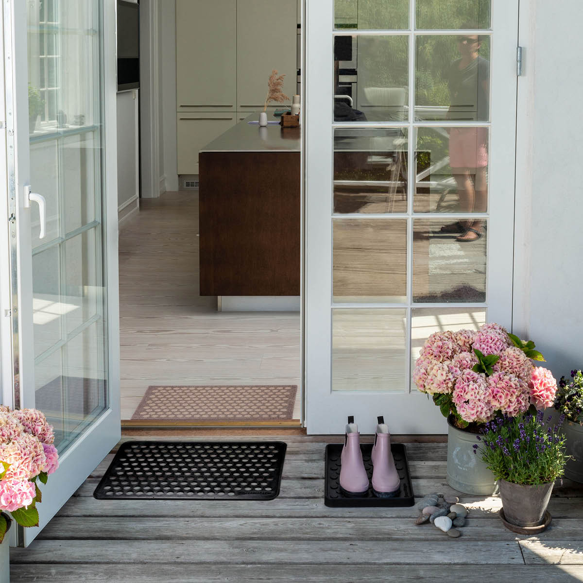 Tica Copenhagen Dot dörrmatta gummi 40x60 cm svart