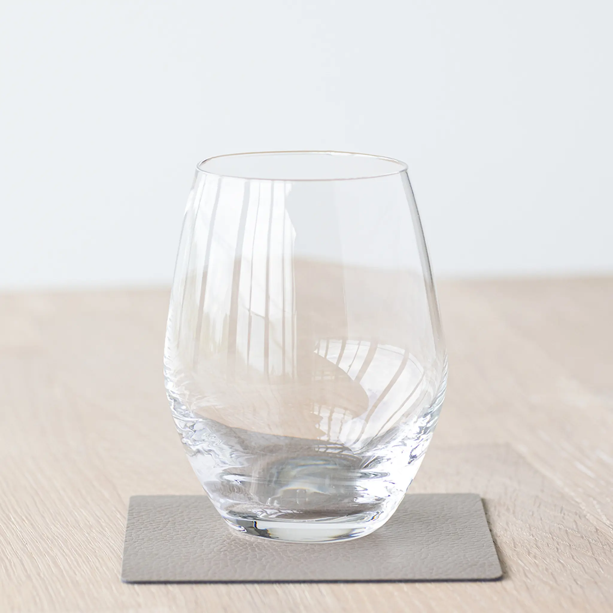 LIND DNA Glass Mat Square Mole Grey