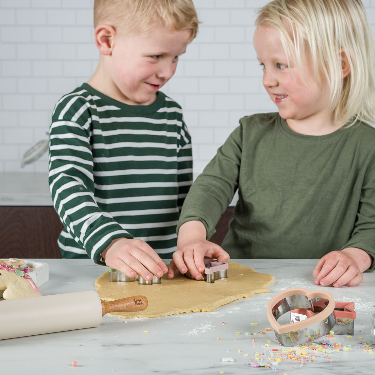 Modern House Chic Kids bakesett 5 deler multi