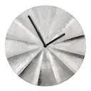 Show väggklocka 30x30 cm silverfinish